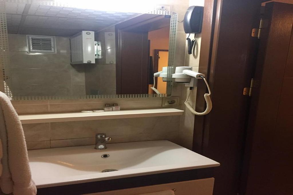 Mesnevi Hotel 콘야 객실 사진
